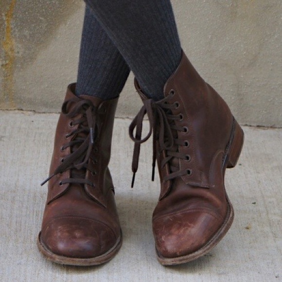 Steve Madden Shoes - Vintage Steve Madden Brown Leather Lace Boots